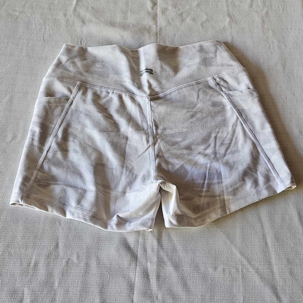 R&K Women's Light Gray Athletic Shorts